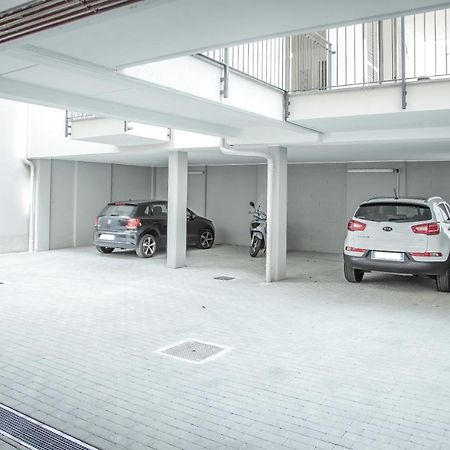 Alfa Bicocca Apartments Milán Exterior foto